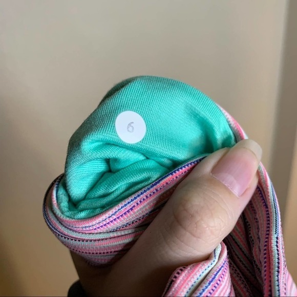 Lululemon Pink and Teal Leggings Size 6 - Picture 5 of 5